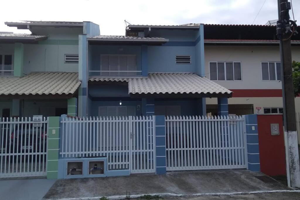 Otima Casa Em Penha Sc Beto Carrero Ideal Para Familias Екстер'єр фото